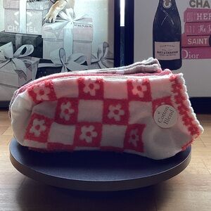 Cotton Blend 9 pairs of socks. Size 4-10